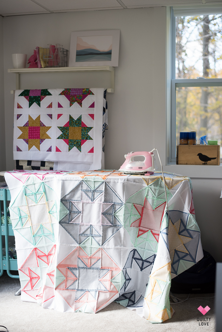 North Star Quilt by Emily of quiltylove.com