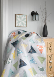 triangle pop quilt