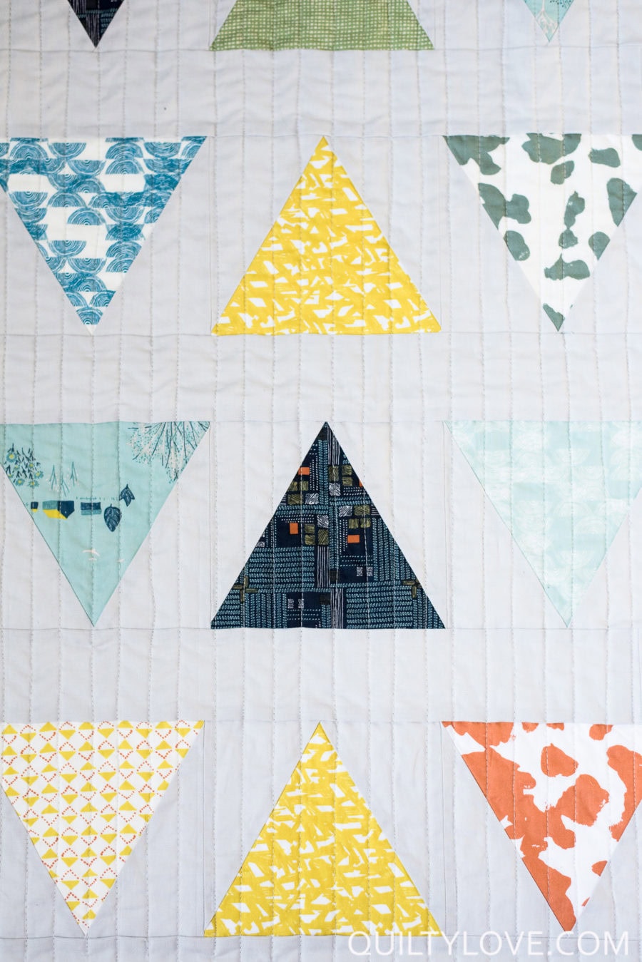 Triangle Pop quilt - Bountiful Blog Tour - Quilty Love