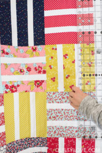 Zig zag walking foot quilting tutorial by Emily of quiltylove.com