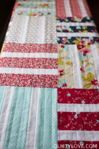Zig zag walking foot quilting tutorial by Emily of quiltylove.com