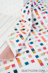 Friendly Stars quilt pattern by Emily of quiltylove.com |