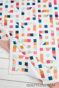 Friendly Stars quilt pattern by Emily of quiltylove.com |