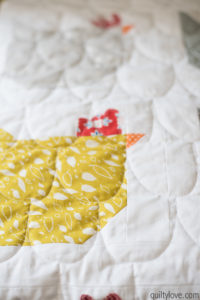chicken quilt with free motion scallops