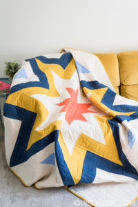Expanding Stars quilt pattern by Emily of Quiltylove.com