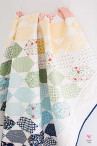 Jelly bean quilt by Emily of quiltylove.com