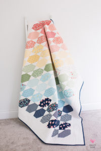 Jelly bean quilt by Emily of quiltylove.com