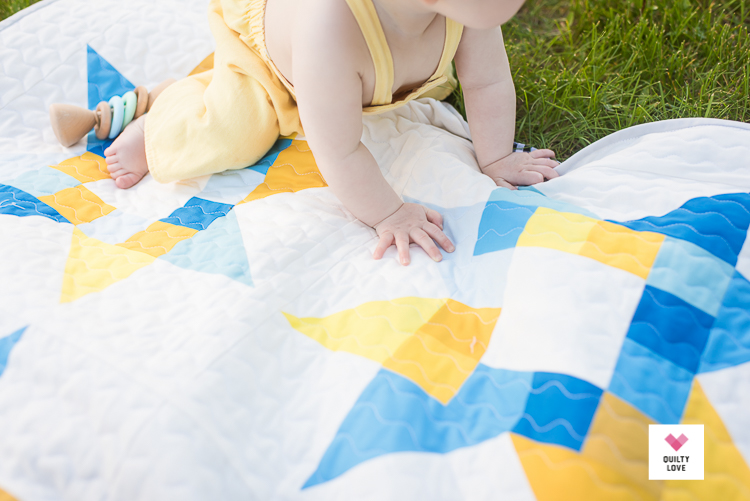 Quilty Stars quilt pattern by Emily of quiltylove.com