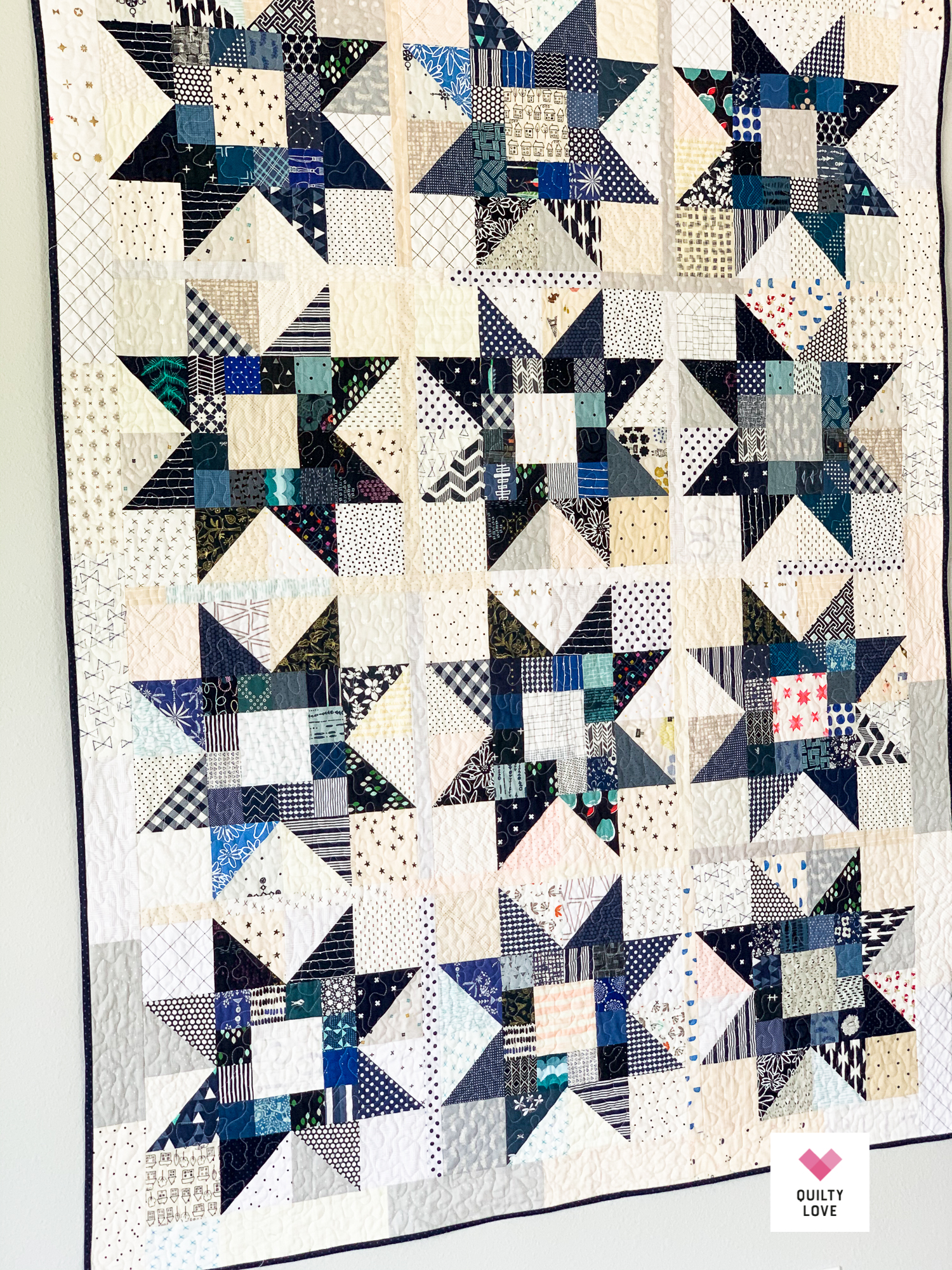 Quilty Stars quilt pattern by Emily of quiltylove.com