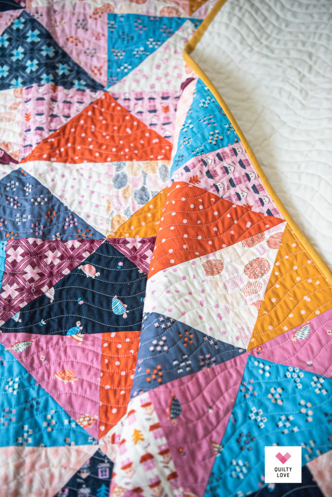 Patchwork Flying Geese Quilt - A Stash Buster quilt pattern - Quilty Love