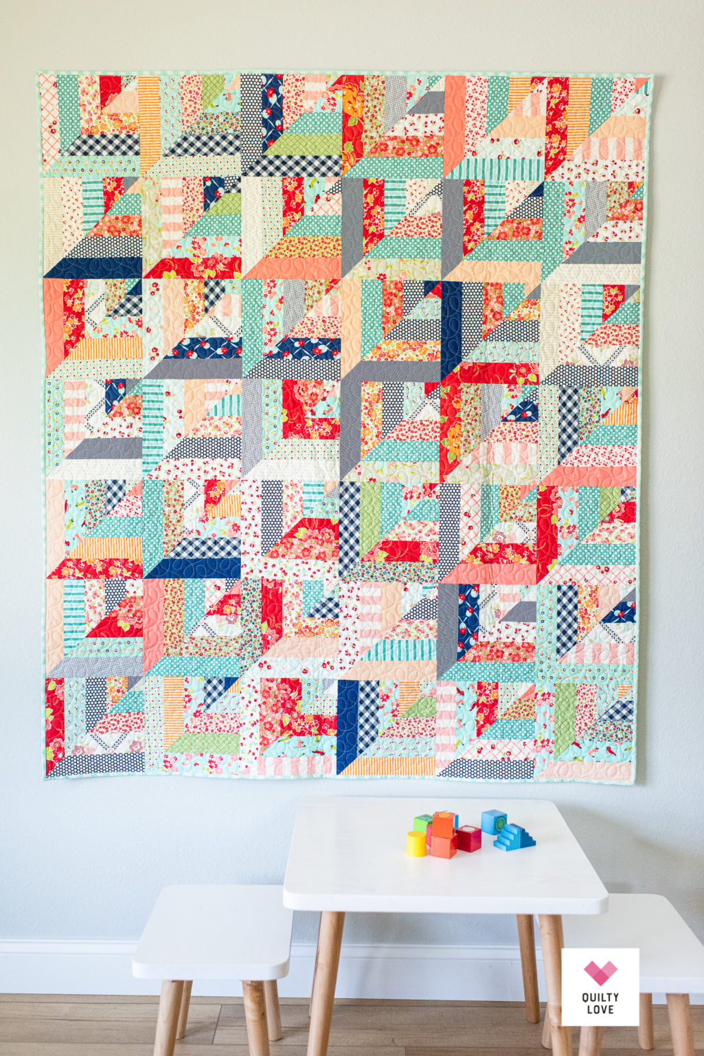 Scrappy B&C Lucky Log Cabins Quilt Quilty Love