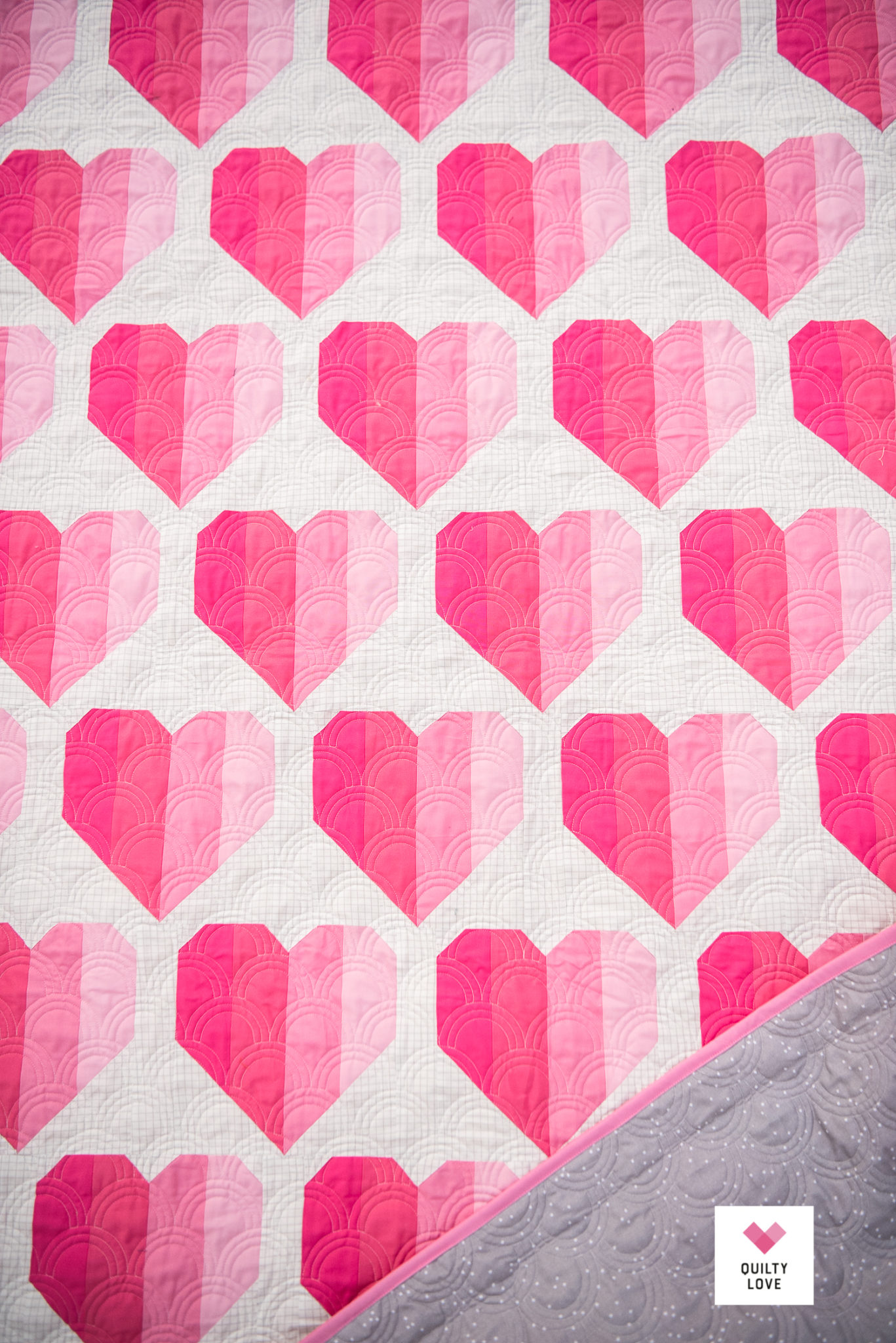Four Color Infinite Hearts quilt Quilty Love
