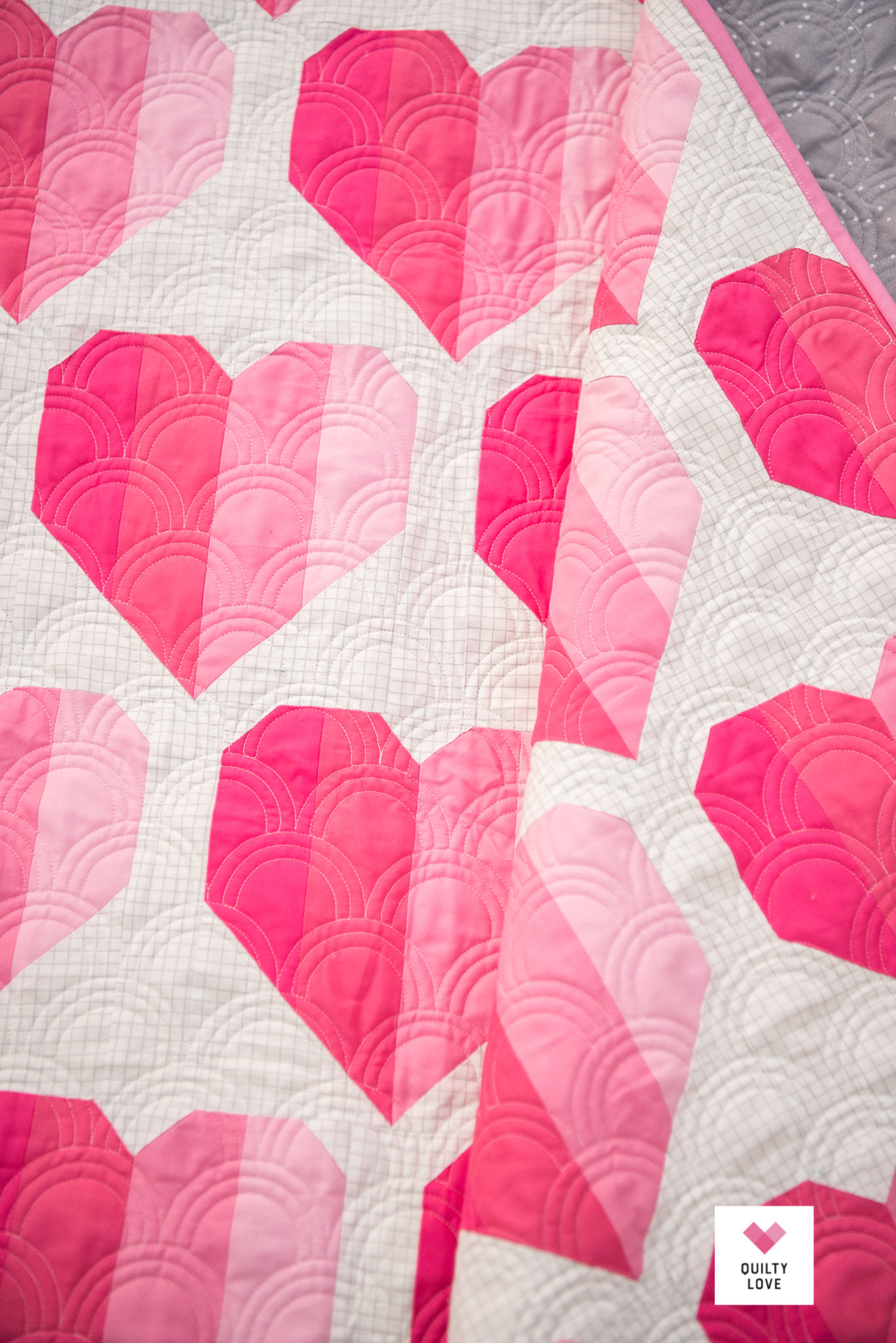 Four Color Infinite Hearts quilt Quilty Love