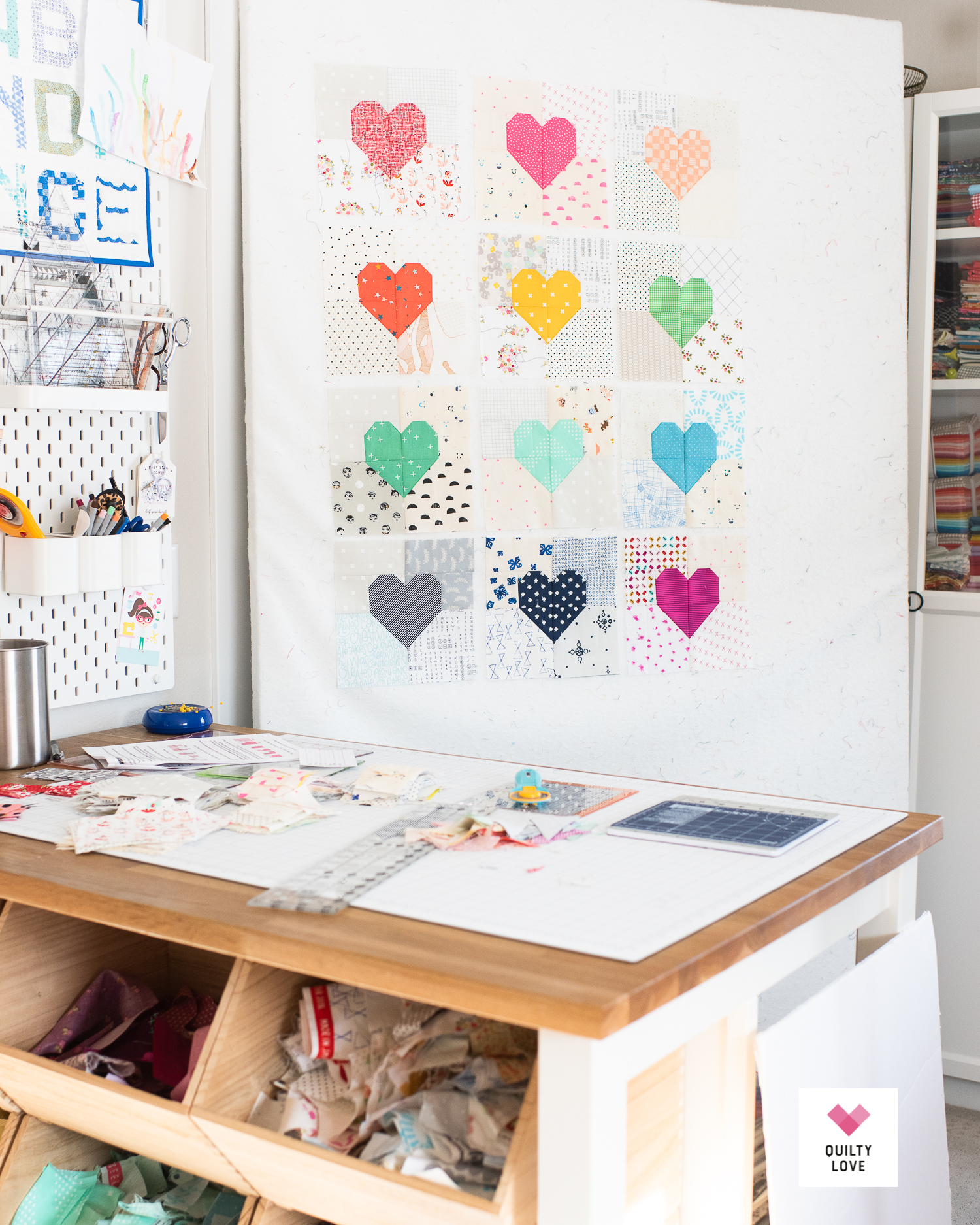 Simple Rainbow Heart Gems quilt - Quilty Love