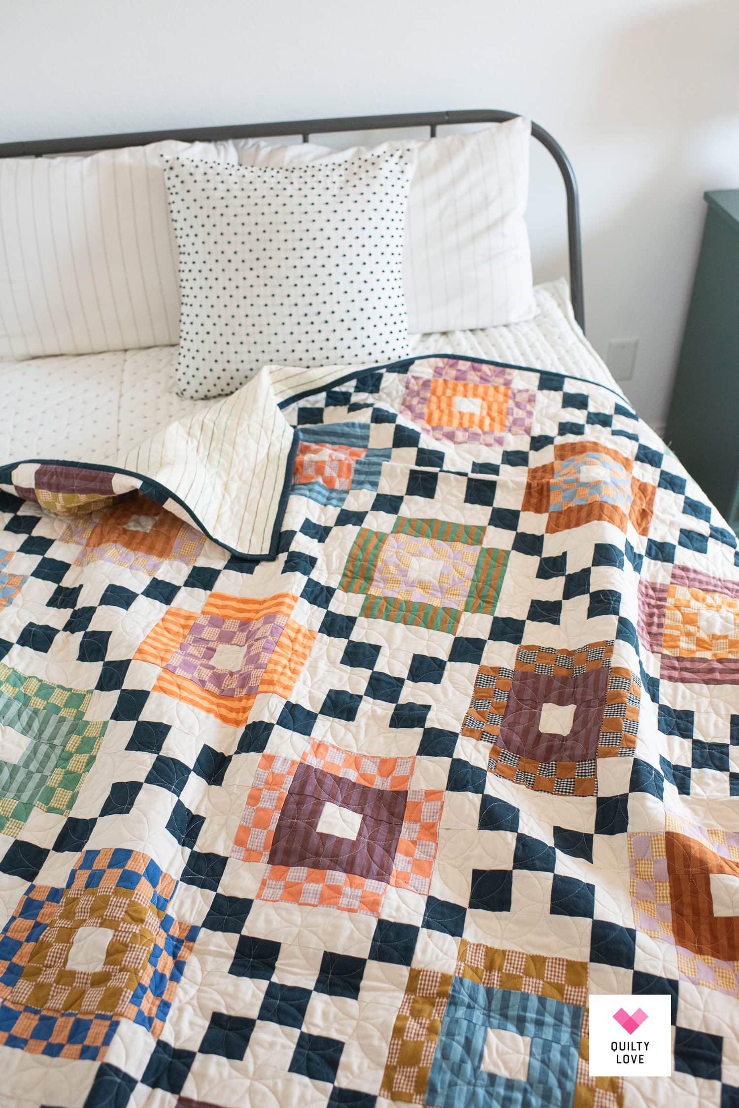 Lucky Links Quilt Pattern - A modern Irish Chain in Fableism Sun ...